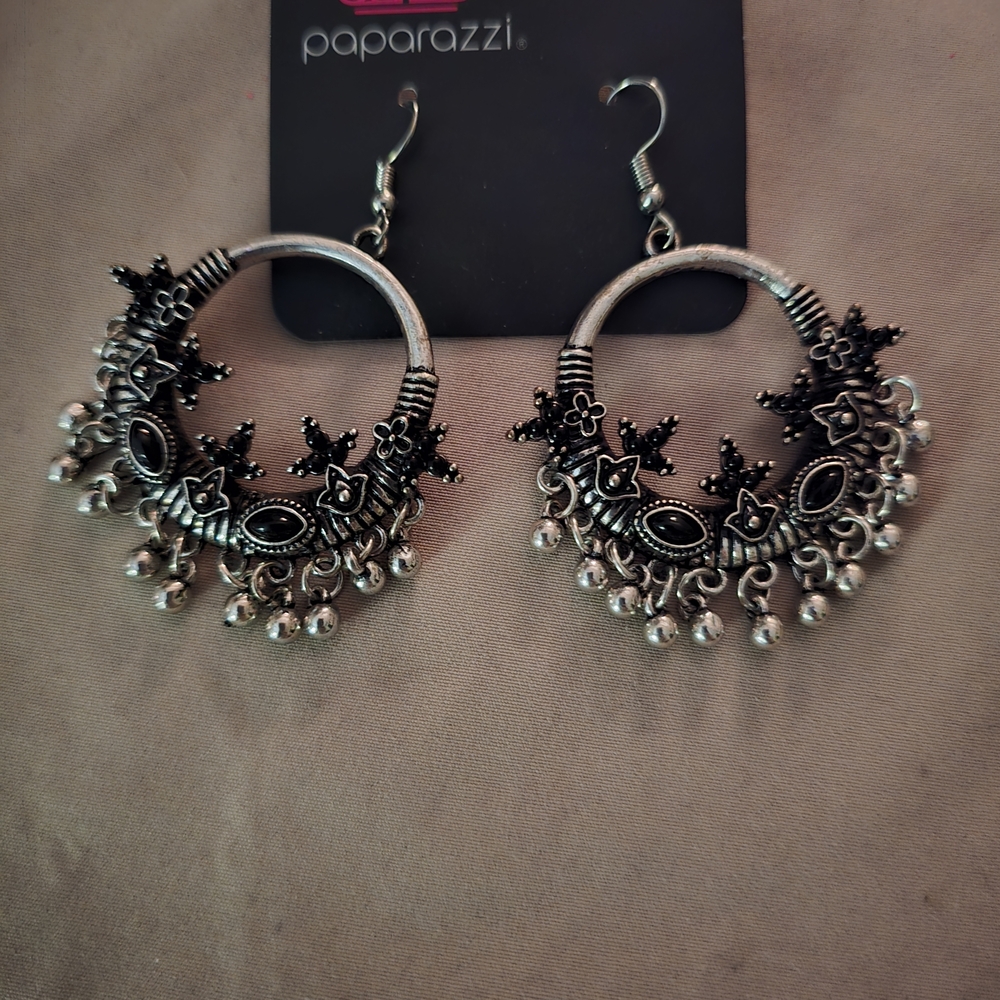 Paparazzi Black and Silver Dangle Earrings